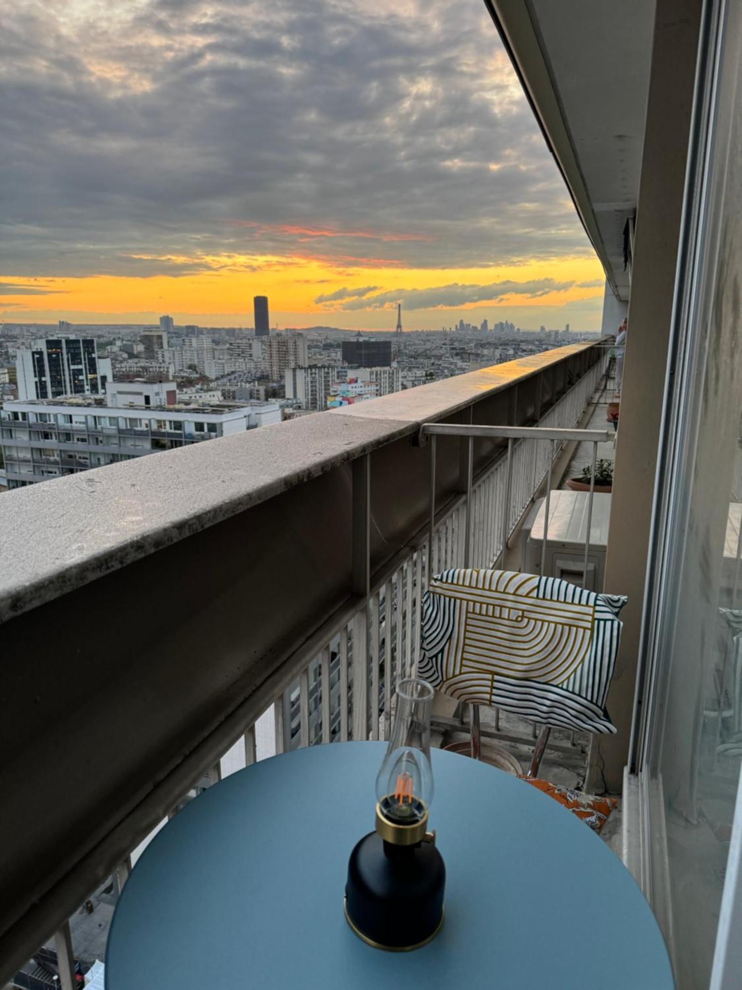 Eiffel Tower View Terrace Gasthof